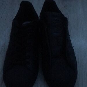 All back adidas superstars